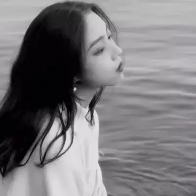 女生高冷头像侧脸