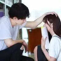  清纯简约的白色系小清新情侣头像