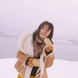  秦岚冬季写真唯美优雅慵懒尽显少女感