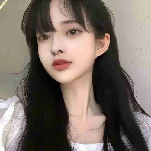  我和霸总爷爷一同回家被看见,就被他的私人助理当成小三