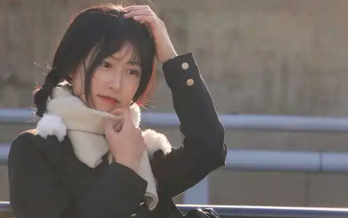  治愈系美女性感写真,夏日治愈吊带,点击图片链接获取fuli内容肖像