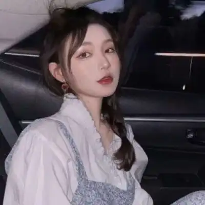 白色系女头可爱美女头像