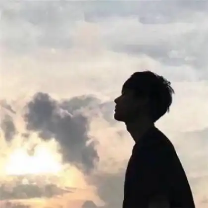 男背影欧美头像,一个人演译冬季的悲伤 男背影欧美头像,一个人演译冬季的悲伤