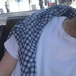 甜兔部位男头.干了这杯鼻血 甜兔部位男头.干了这杯鼻血