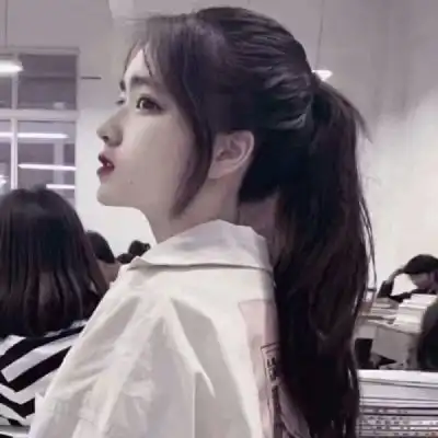  高冷韩系女头侧脸伤感