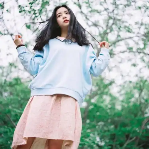 文艺头像没有谁能够像你一样,一颦一笑都投我所好 文艺头像没有谁能够像你一样,一颦一笑都投我所好