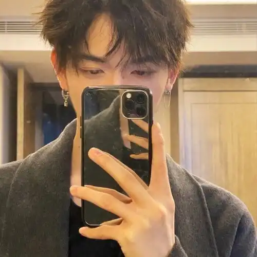 小众高级头像男真人
