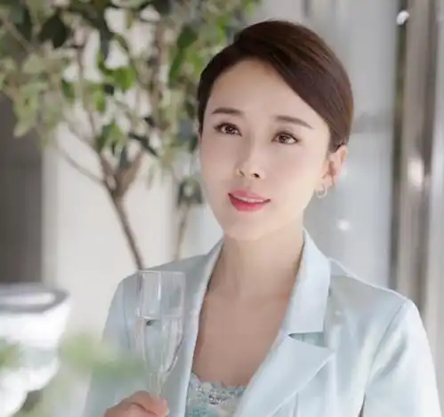  她是宝莲灯里第一美人,实力颜值均胜赵薇,却因太低调被遗忘