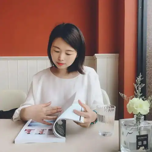 男生头像高级感禁欲系梅