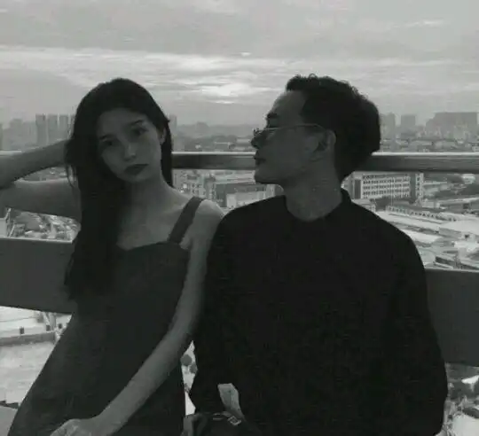  ins伤感风情头,丧系催泪情头,闷骚情侣必收藏