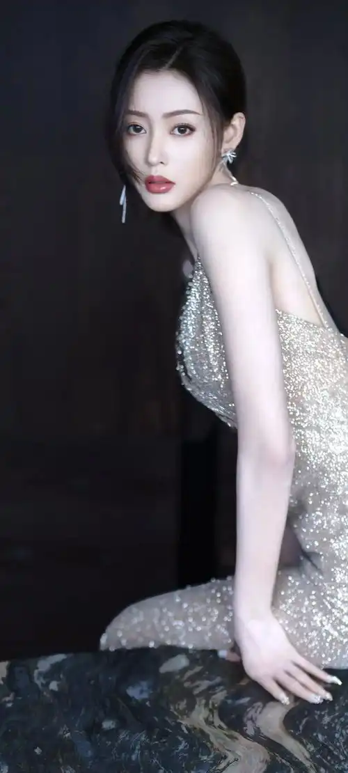  美女系列壁纸第2166期张天爱