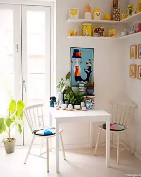  情有独钟纳维亚风格视觉系插画师的混搭居室