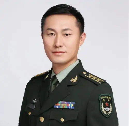  直播预告八一建军节,在军事故事中畅游军营