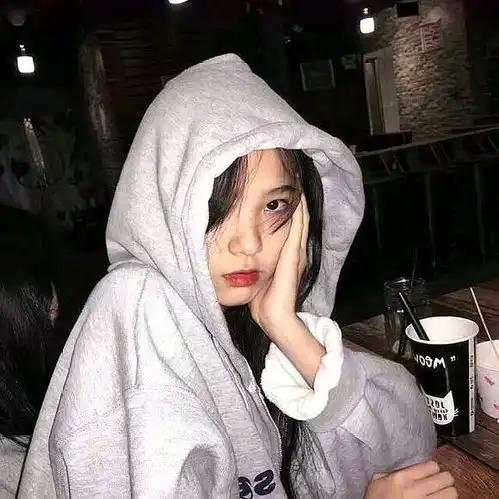  人到中年,这四种女人很命苦,看你是不是
