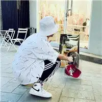 治愈系男生头像欧美少儿