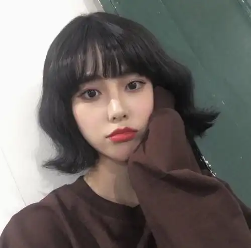  见识真正俏皮的发尾外翘