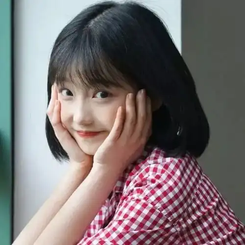 好看的头像女孩清冷系韩