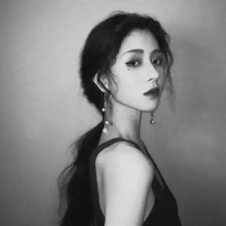 女生伤感黑白头像,特别的社会气的女生 女生伤感黑白头像,特别的社会气的女生