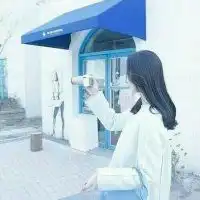 积极阳光女孩微信头像