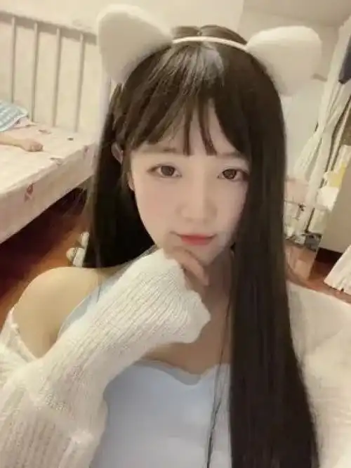  我靠我好喜欢你猫系女友