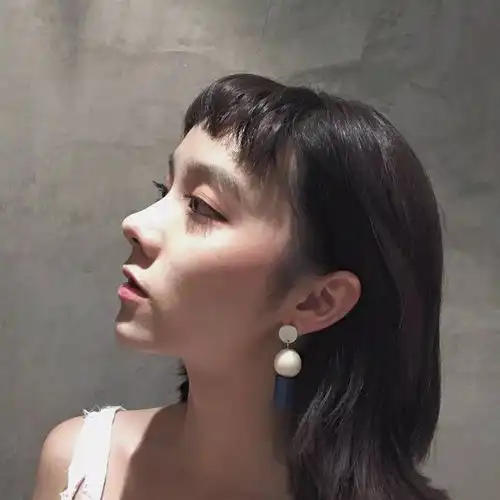  头像我笑到眼泪也流了怎么还是不快乐