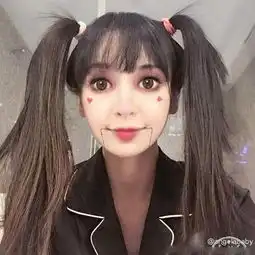 baby的万圣节妆容扮鬼脸装提线木偶娃娃 baby的万圣节妆容扮鬼脸装提线木偶娃娃