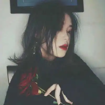  丧丧的头像女生霸气图片黑暗丧风格头像酷女系列