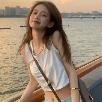  祁小念我淋着雨等你,你撑着伞女生头像我要个性网