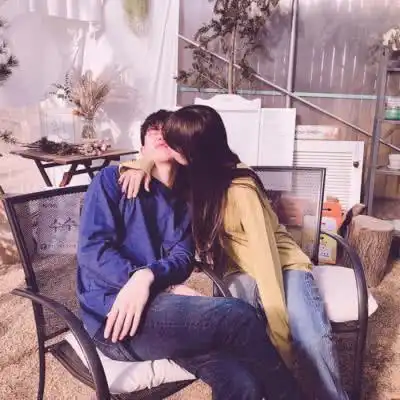  00后谈恋爱是怎么聊天的看到这串数字后,全网的95后沉默了