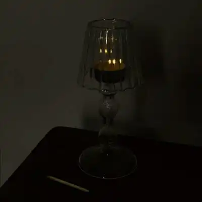  很丧忧郁型qq微信个性头像相信幸福会不期而至
