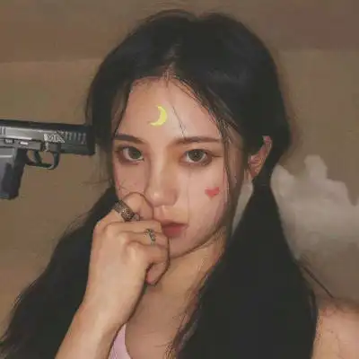  复古色彩现代女生头像复古功能美化过的女头