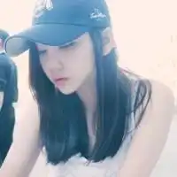  女生侧脸头像
