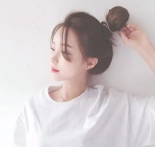 甜美系女头像侧脸理想的