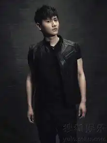 李雨轩入秋新写真黑色系演绎高冷霸气 李雨轩入秋新写真黑色系演绎高冷霸气