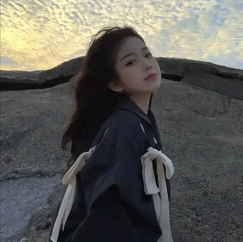  治愈系女头独行侠也是自己的意难平