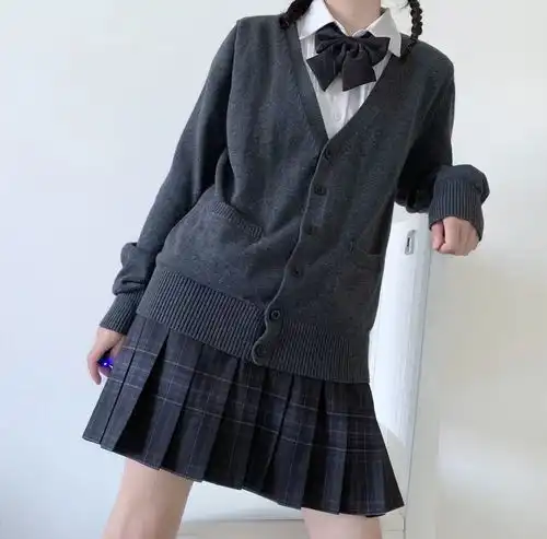  jk格裙一眼心动的温柔女生头像