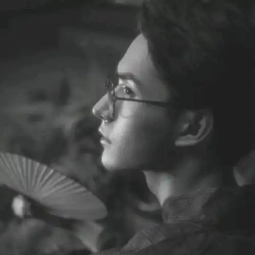  黑白情头