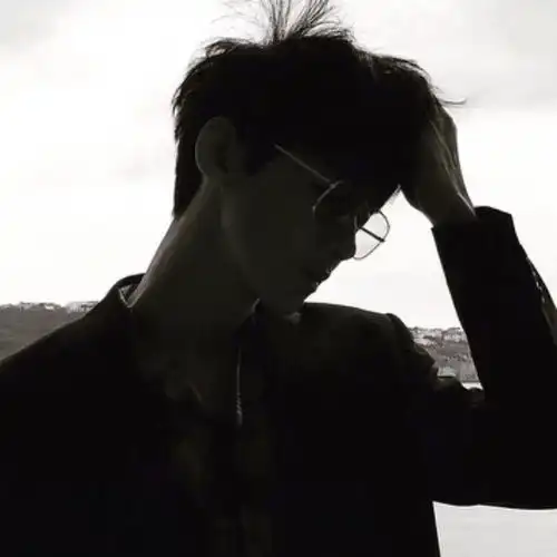  精致男头我从未放弃世界和你