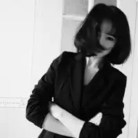  这女生是谁