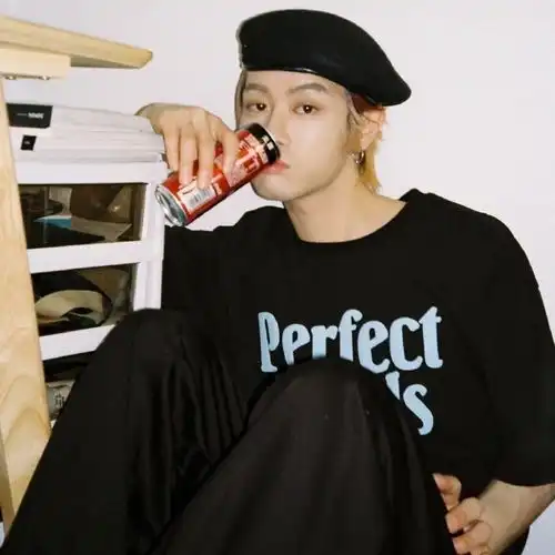 头像落日归山海山海藏深意 头像落日归山海山海藏深意