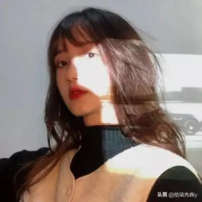 热评毕业后偶遇同桌,想打个招呼就离开,她闺蜜围着不让我走 热评毕业后偶遇同桌,想打个招呼就离开,她闺蜜围着不让我走