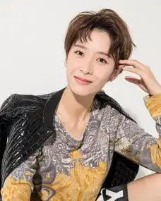 朱璇新写真曝光治愈系笑容温暖迷人 朱璇新写真曝光治愈系笑容温暖迷人