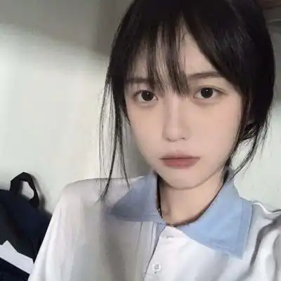  神仙温柔女头很庆幸遇见你
