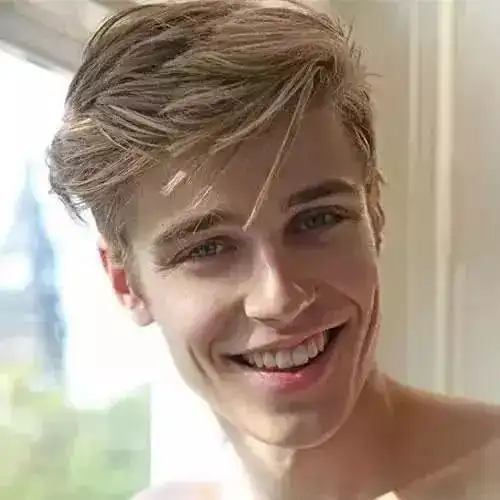 你还在剪两边铲发型18流行发型,赶紧换掉你的两边铲吧男生 你还在剪两边铲发型18流行发型,赶紧换掉你的两边铲吧男生