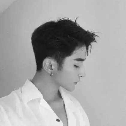 假装擅长一个人装冷酷,男生霸气黑白头像 假装擅长一个人装冷酷,男生霸气黑白头像