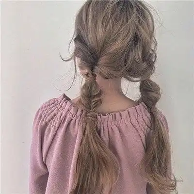  粉色系列少女心小姐姐头像