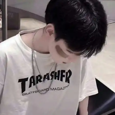 男生头像真人侧脸阳光