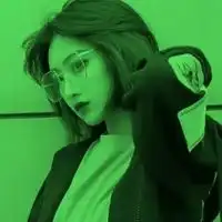  女生头像全绿全都是绿色的女生头像图片