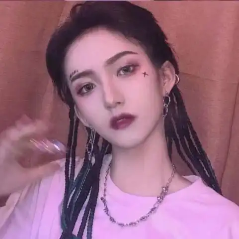 头像男奶狗系女生