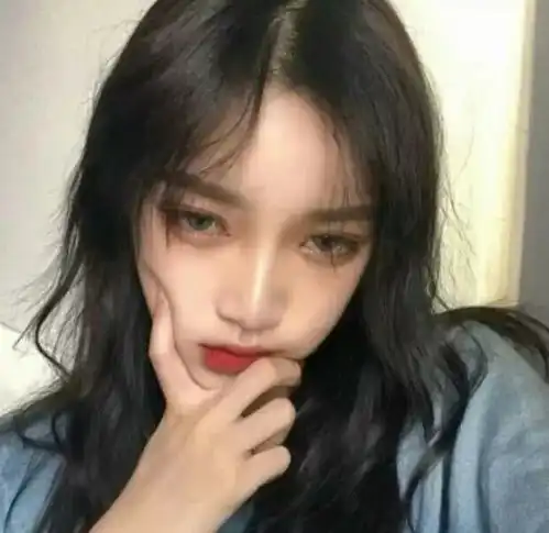 可爱女生头像萌系真人年